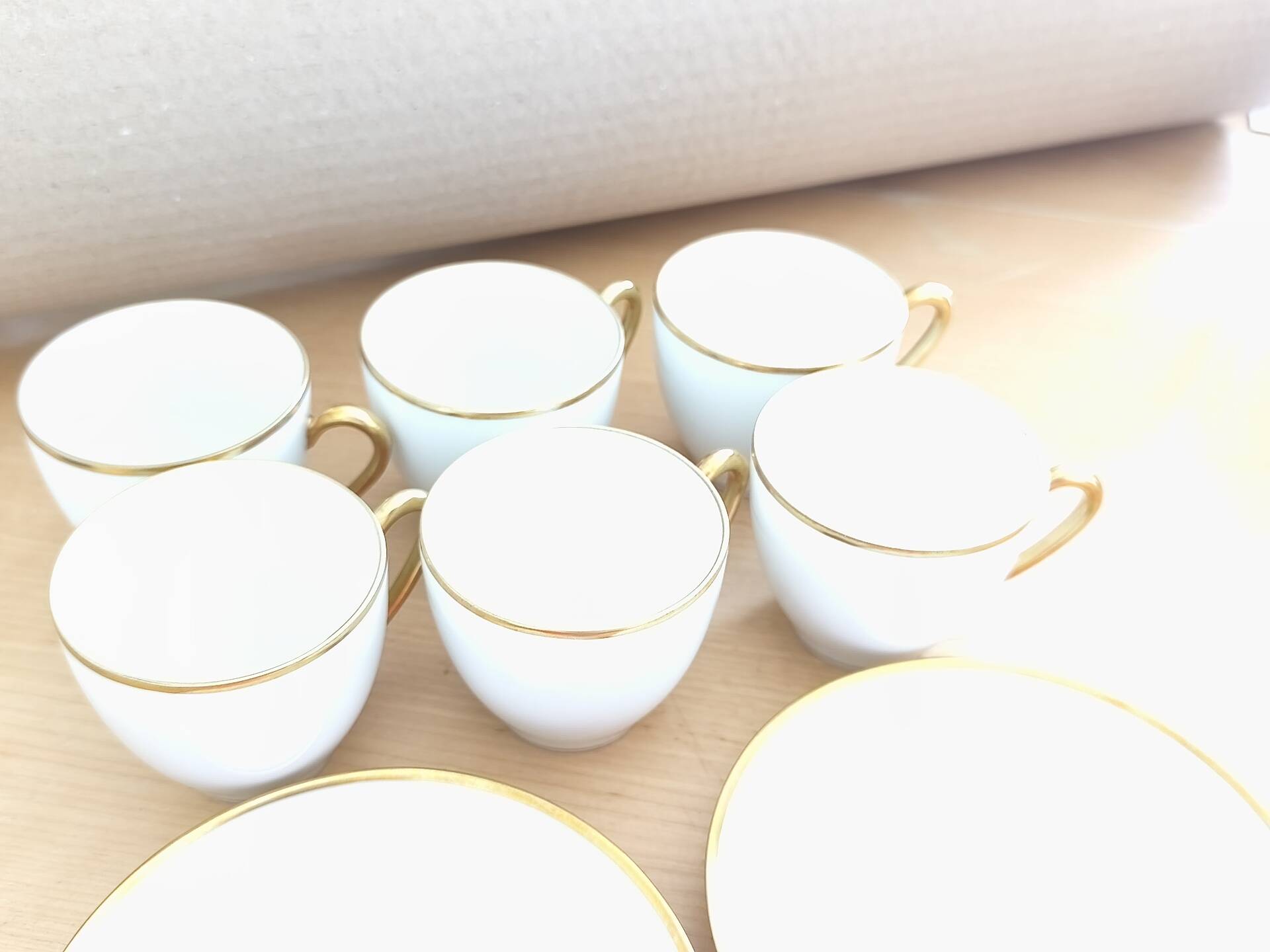 6 coffee cups and 2 saucers Haviland Limoges