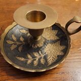 Set of 2 hand candle holders in golden brass