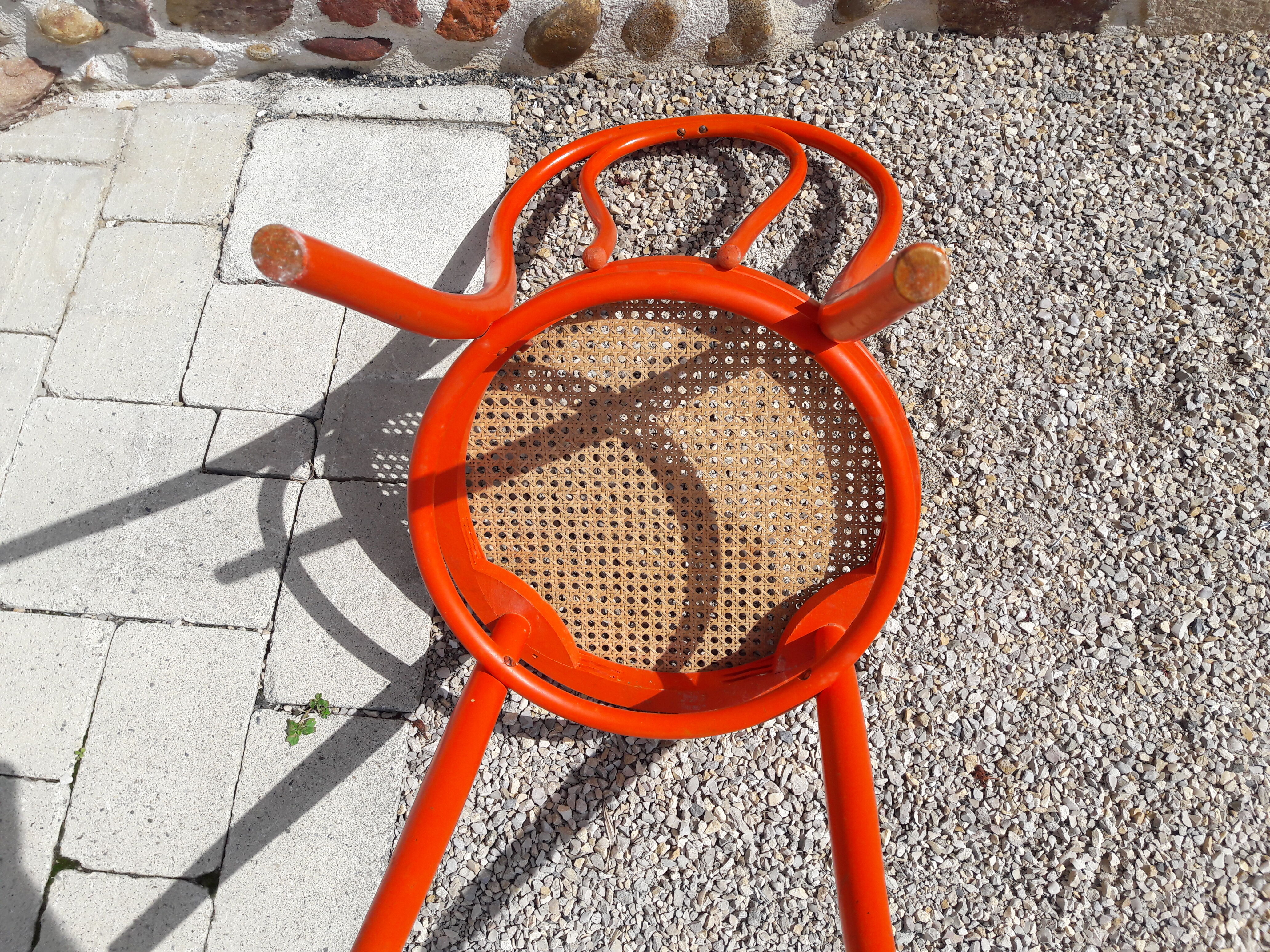 Bistro chair orange