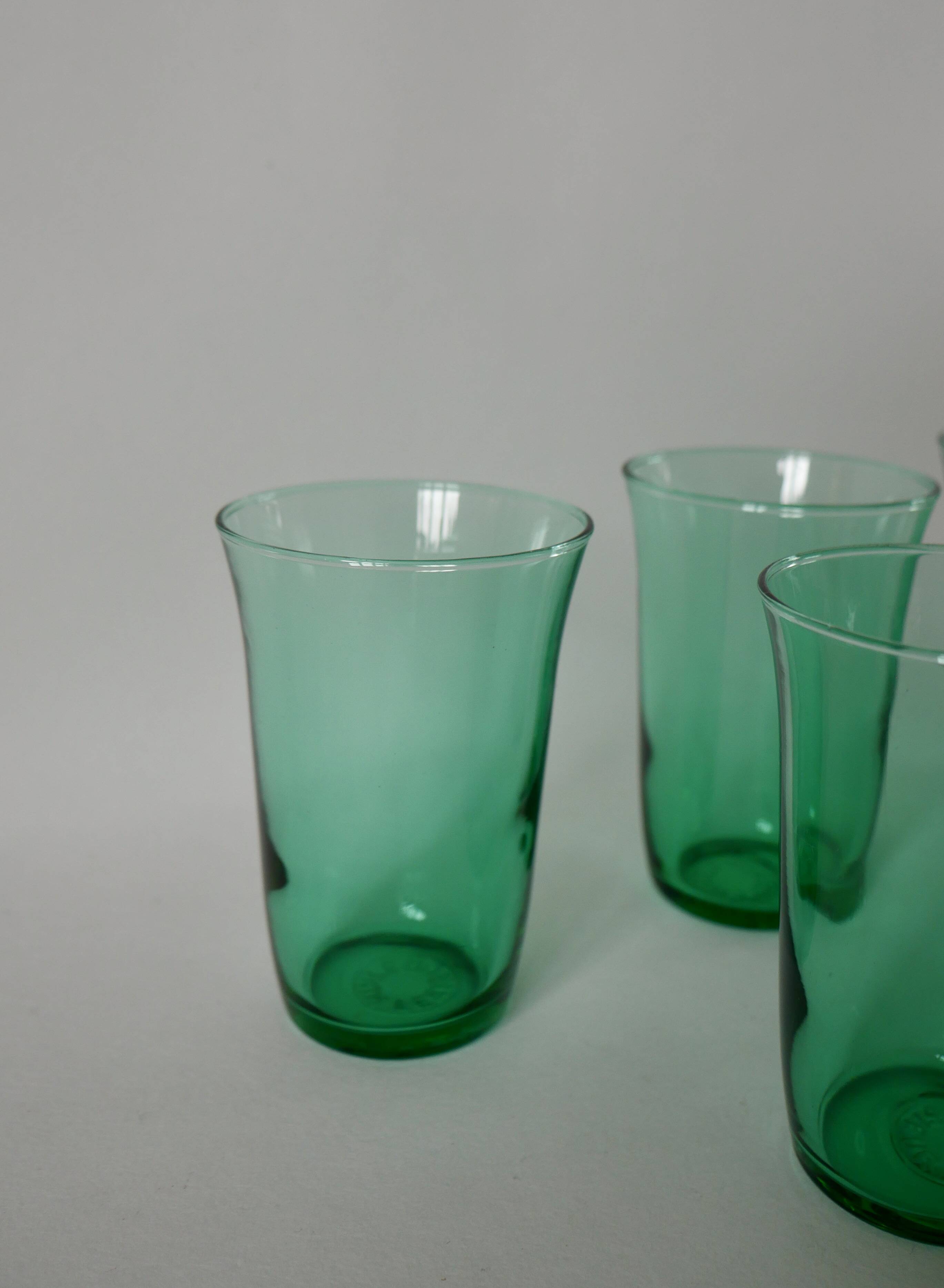 set of 5 green glass water glasses made in France 70s