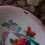 Enamelled sheet metal basin floral decoration