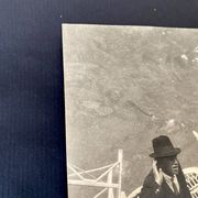 Photo ancienne « les livreurs de meubles en osier »