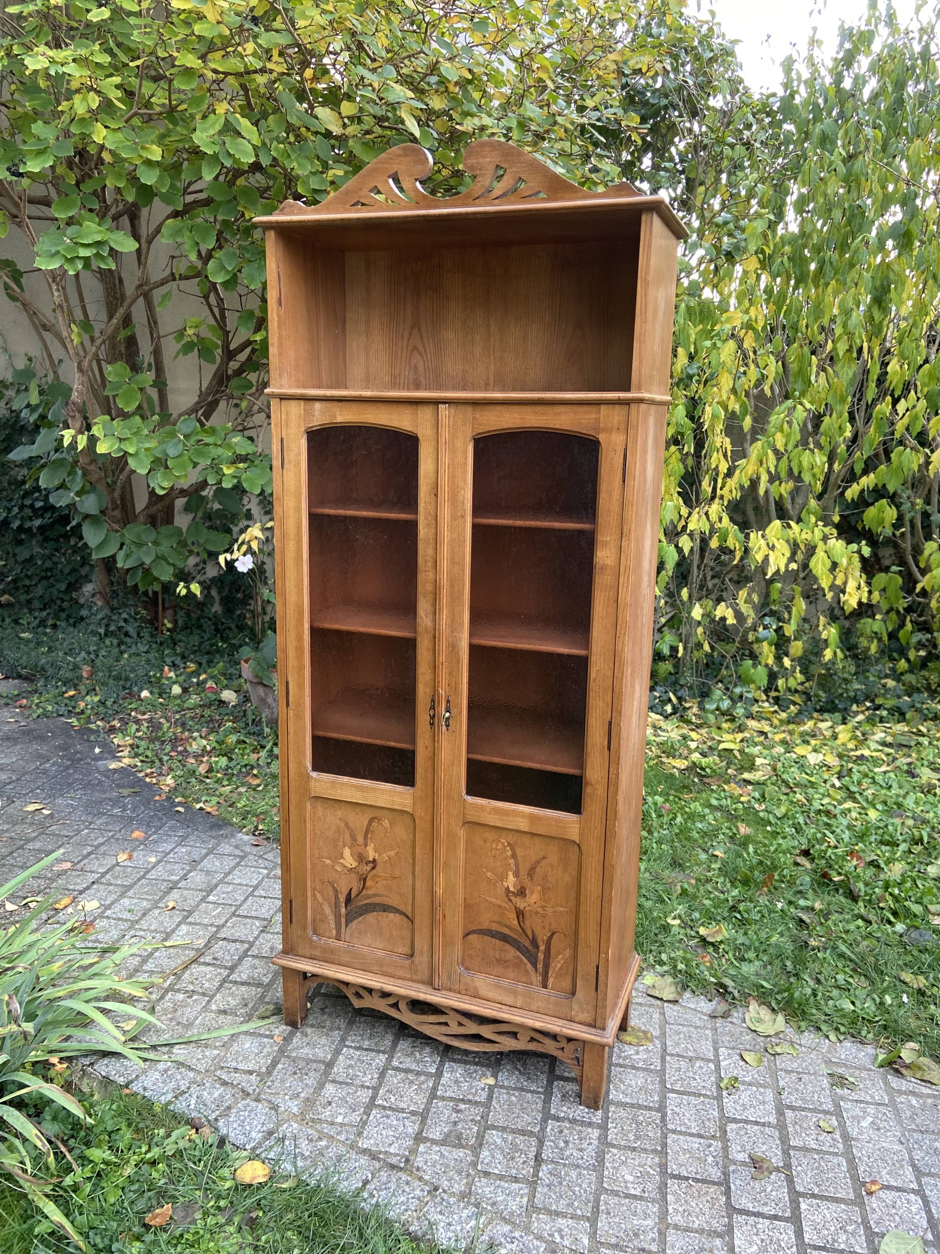 Showcase library Art Nouveau early twentieth century