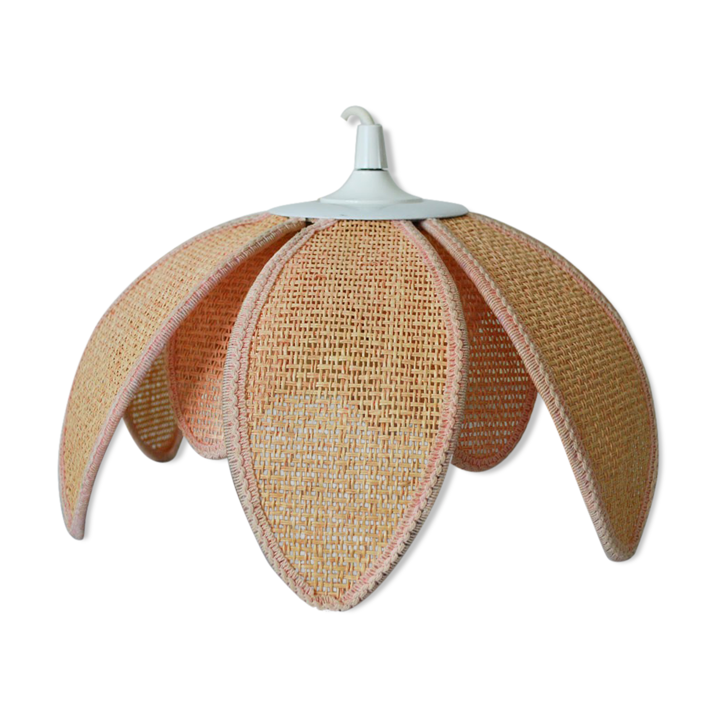 Flower rattan pendant light