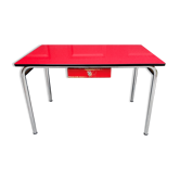 Table in formica