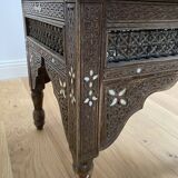 Moroccan table