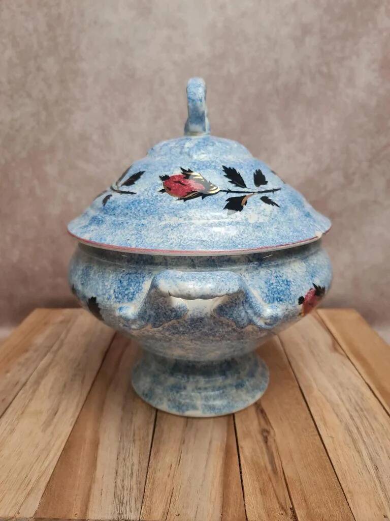 Antique Gien soup tureen with blue thistle decoration, ironstone.