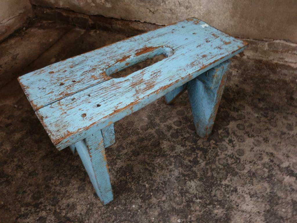 Brocante wooden bench stool etagere light blue