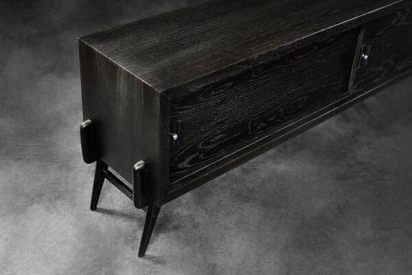Buffet Mid-Century Moderne Scandinave en Chêne Foncé avec Poignées en Bois et en Métal, 1960s