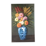 Bouquet table in blue vase
