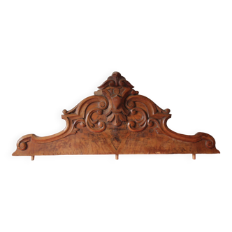 Old pediment in solid and marquetry wood