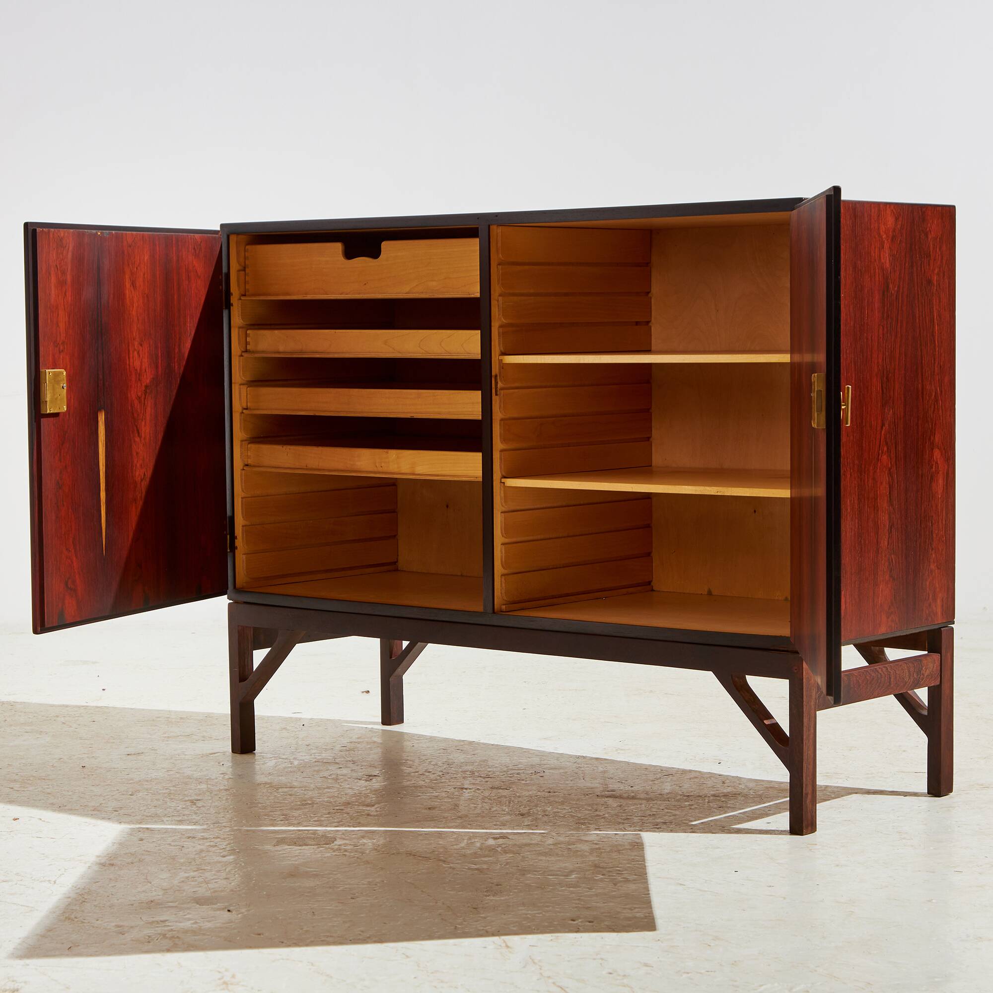 MODEL A 232 / CHINA ROSEWOOD CABINET BY BØRGE MOGENSEN FOR FDB MØBLER (MK9358)