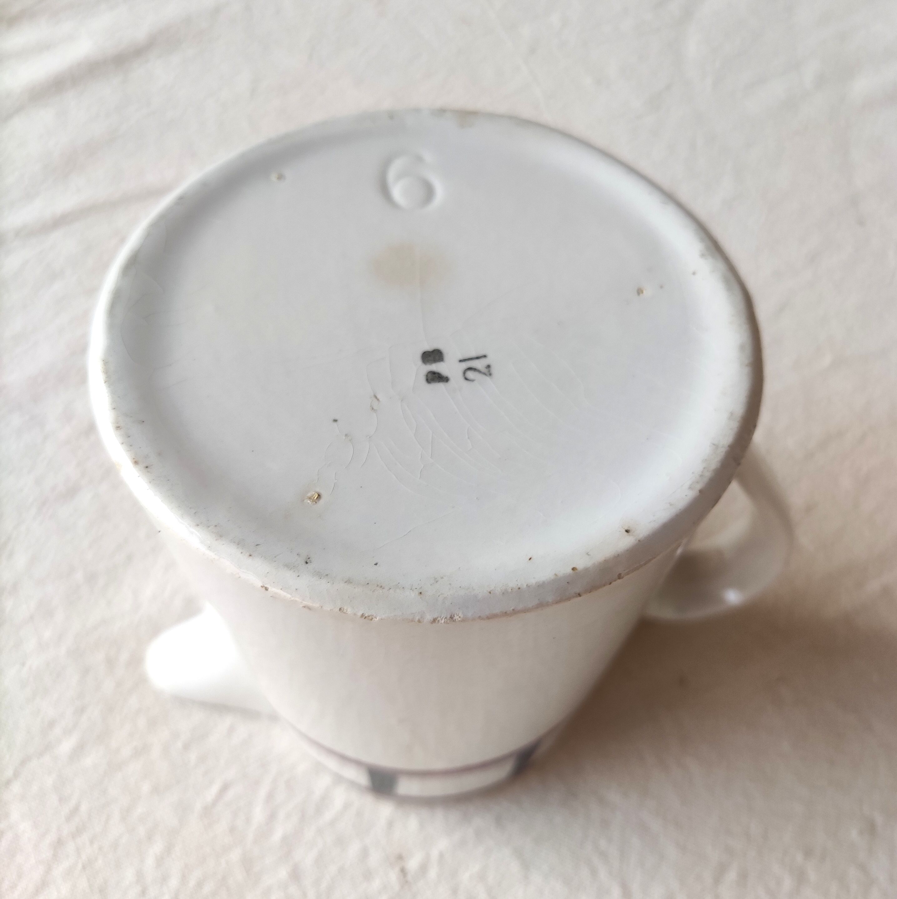 Basque pitcher in Badonviller earthenware