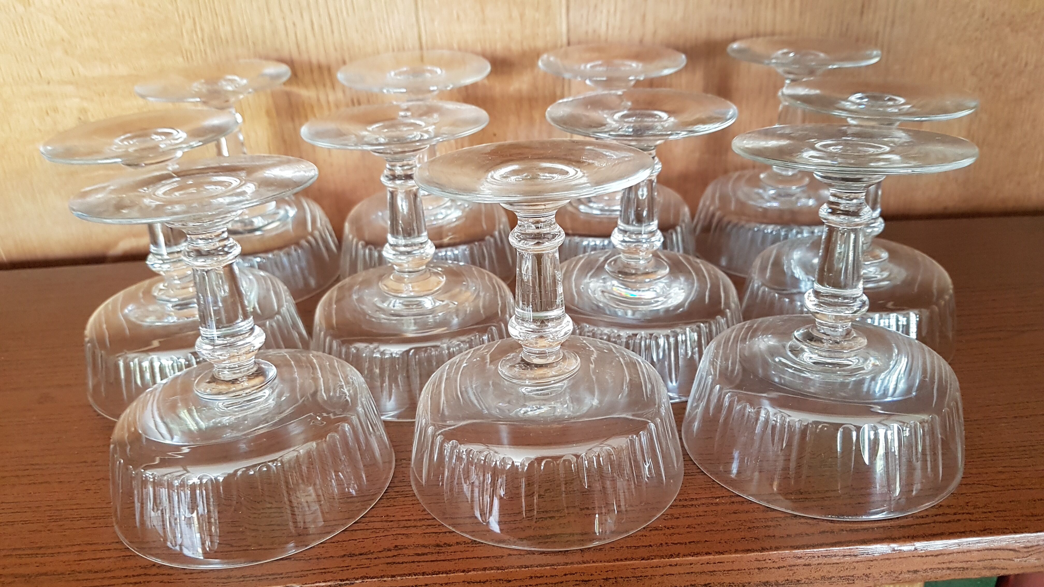 11 champagne crystal cups