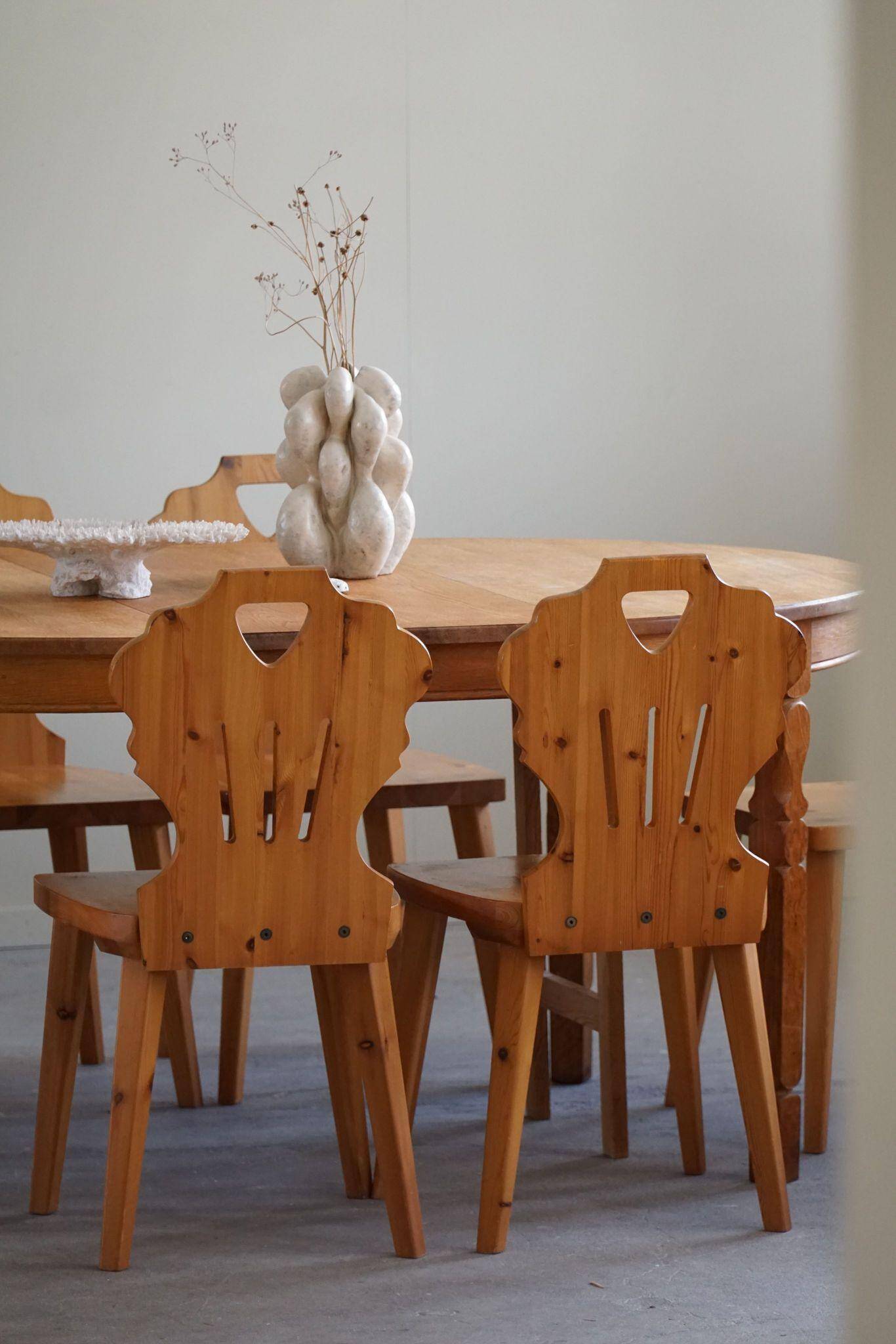 Set of 6 pine chairs