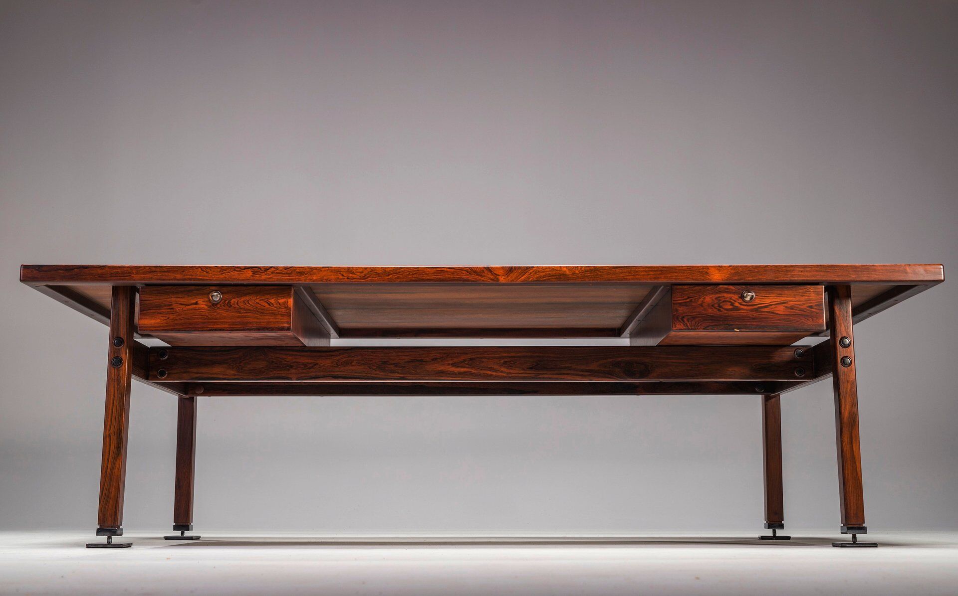 Itamaraty desk by Sergio Rodrigues for Oca, 1960s