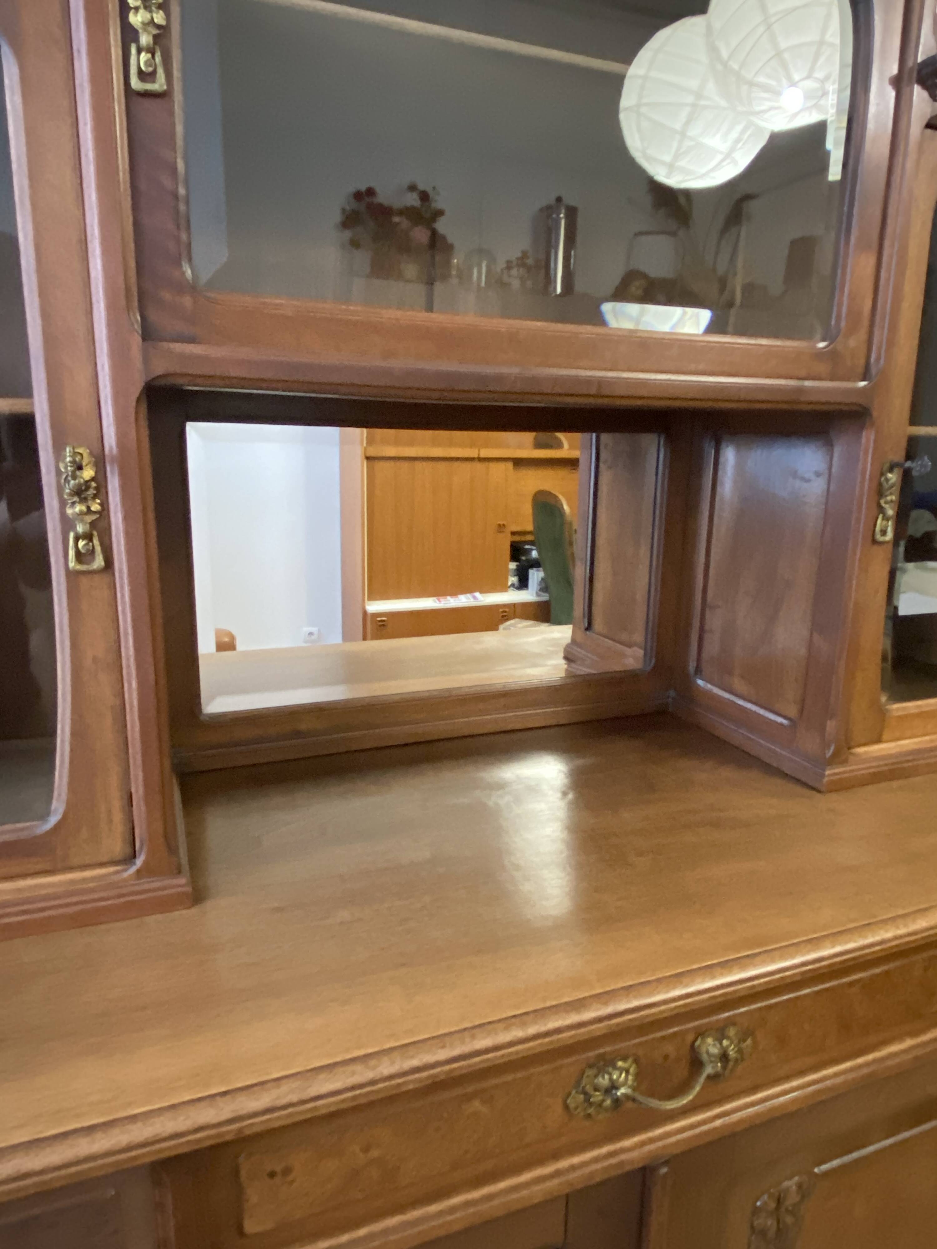 Mahogany china cabinet