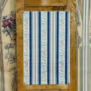 Empire period mirror in gilded and blackened wood – Shell pediment