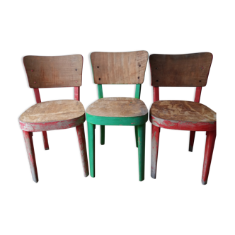 Lot de trois chaises fischel