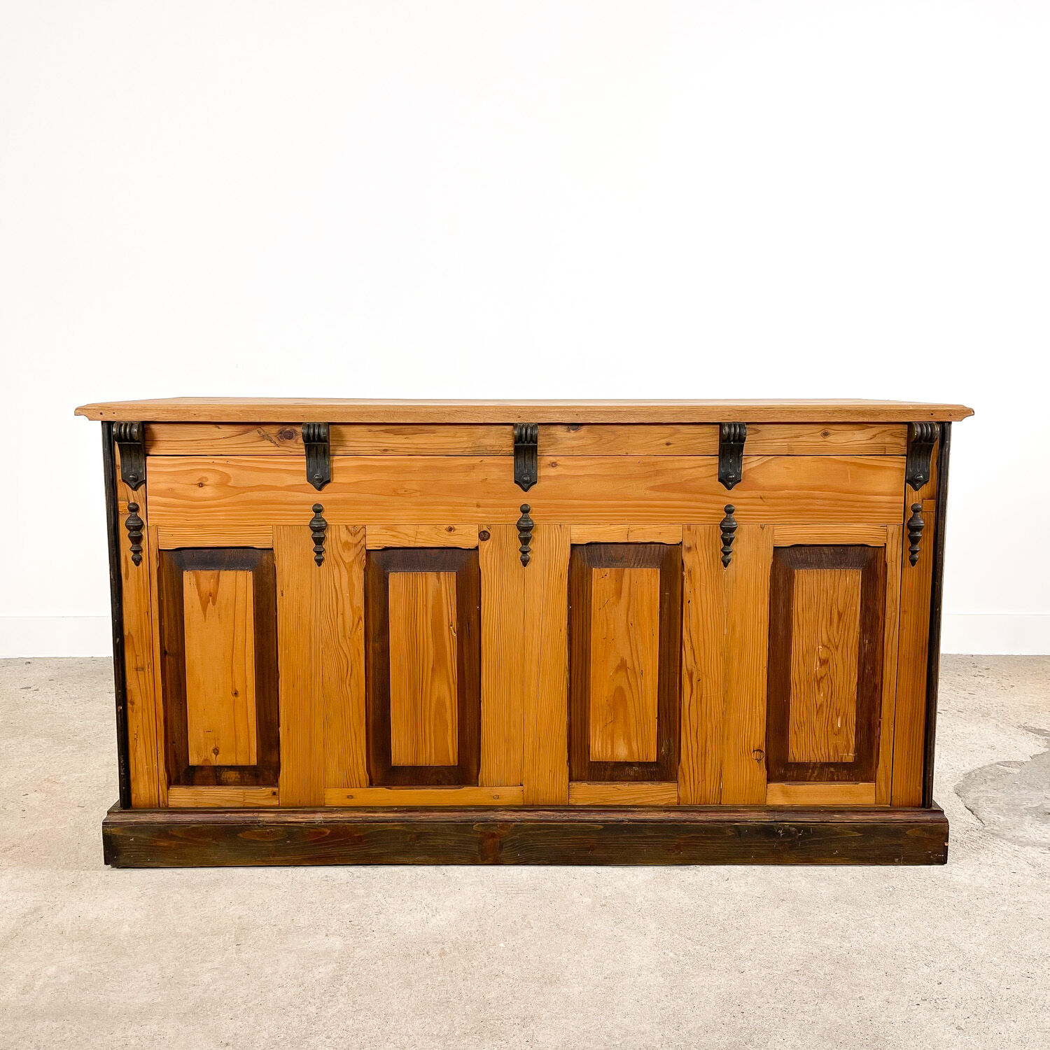 Pine wooden shop counter