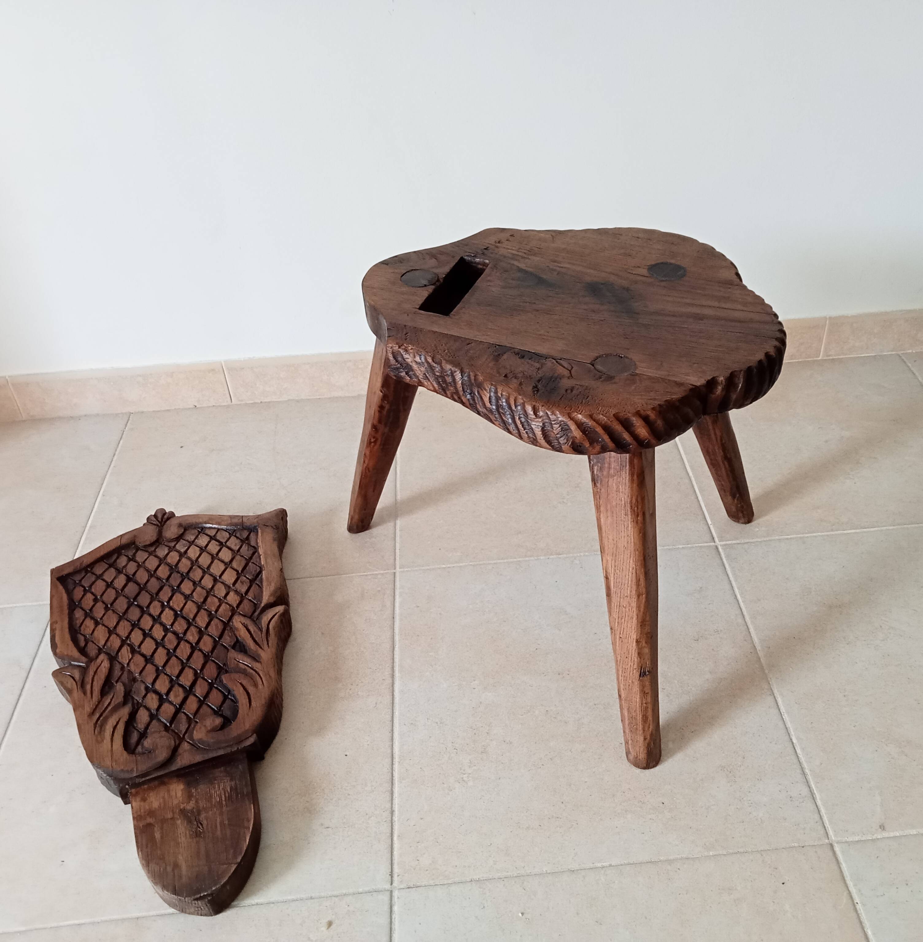 Brutalist tripod chair in carved wood 19th century
