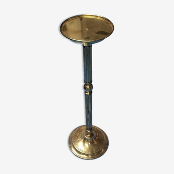 Varnished brass column