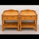 2 tables de chevet vintage en bois