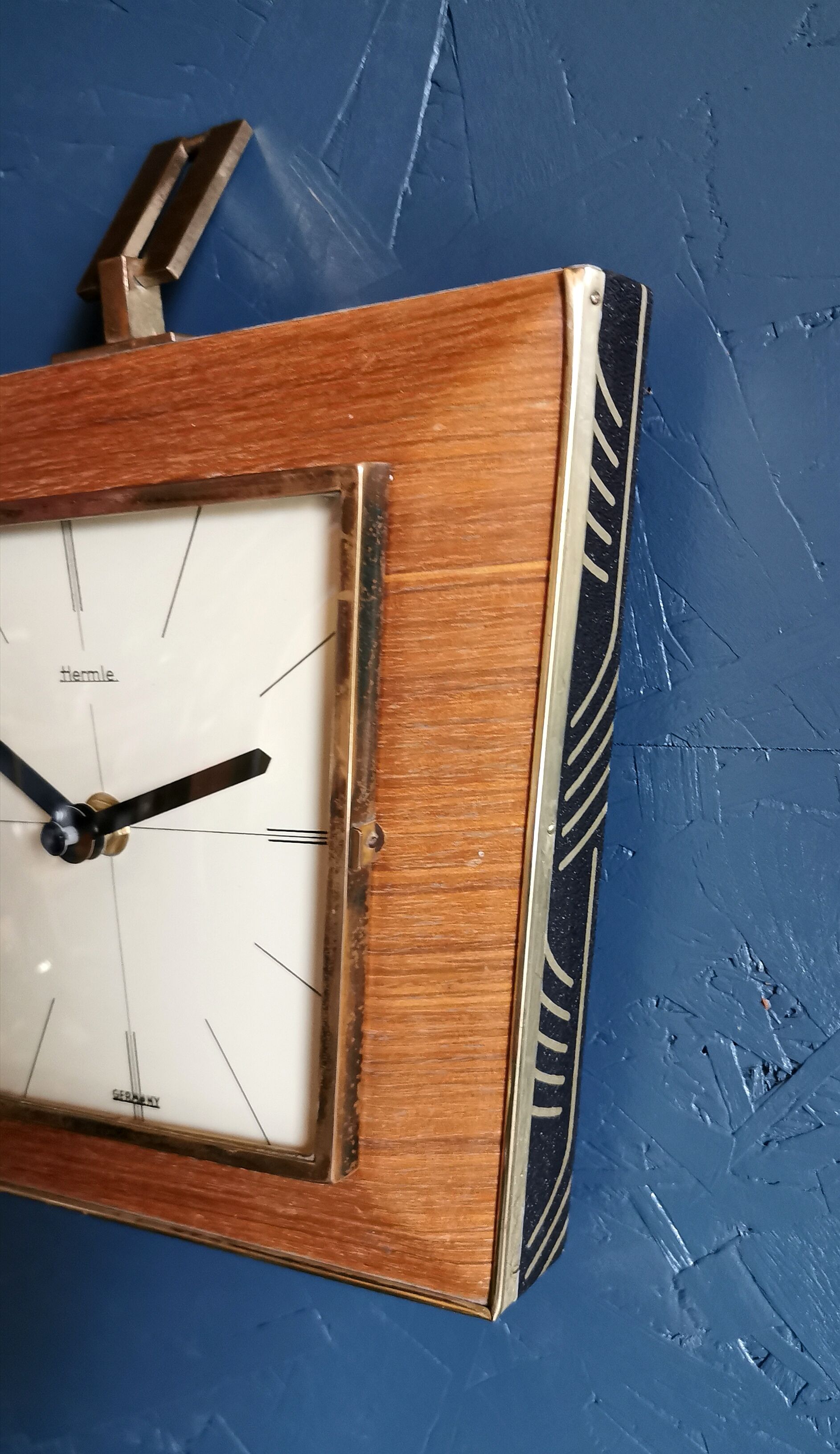 Vintage formica clock silent wall clock trapeze "Hermle gilded black wood"