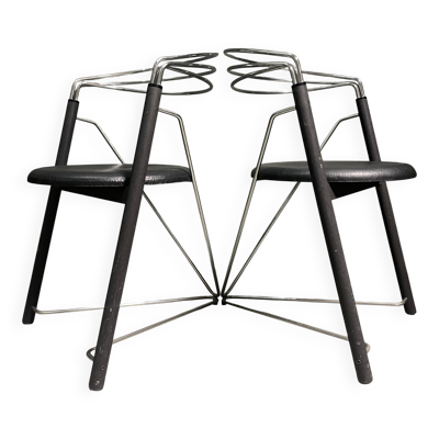 Une paire de chaises de bureau/chaises d'appoint « Post Modern » des années 1980.