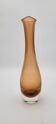 Vase en verre ambré