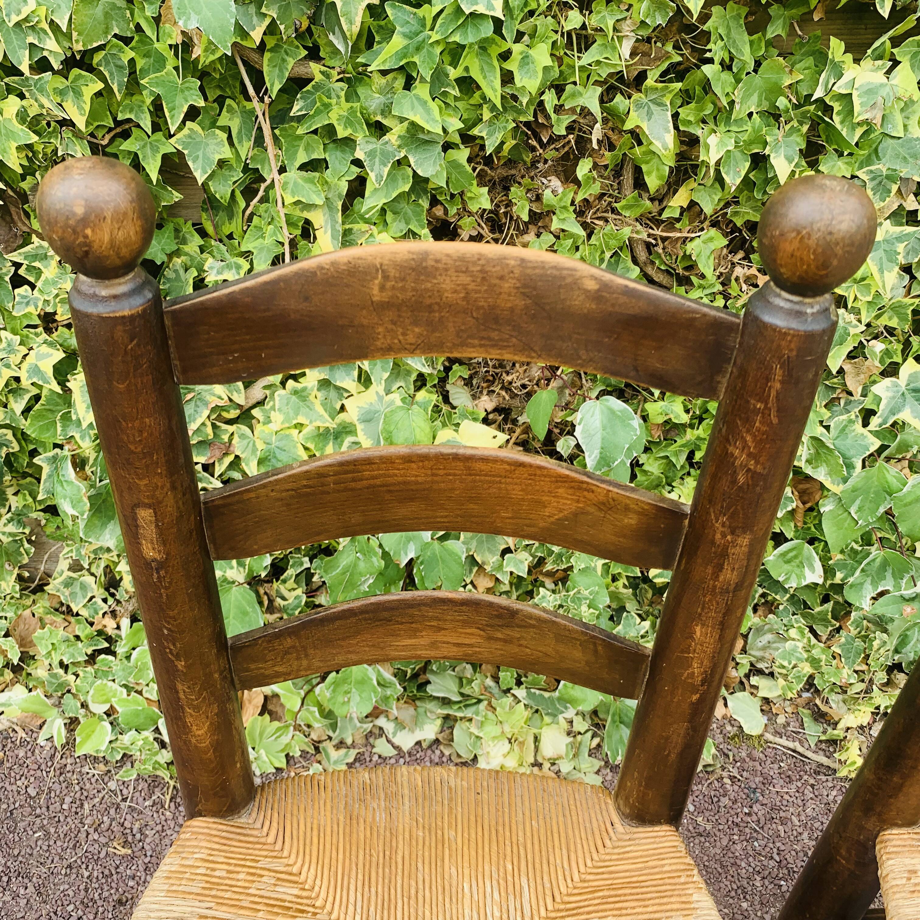 Paire de chaises bois et paillage