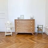 Vintage chest of drawers with round wooden handles