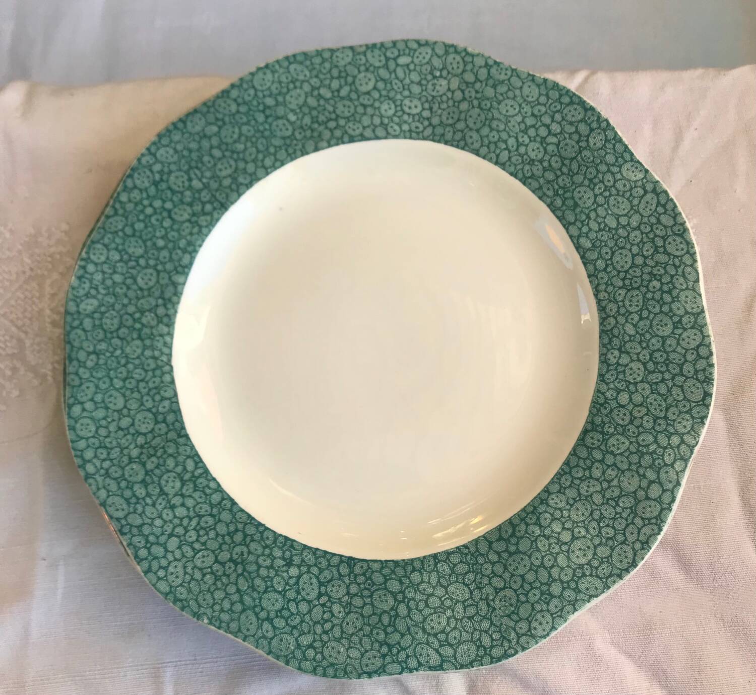 Set of 5 Wedgwood England plates