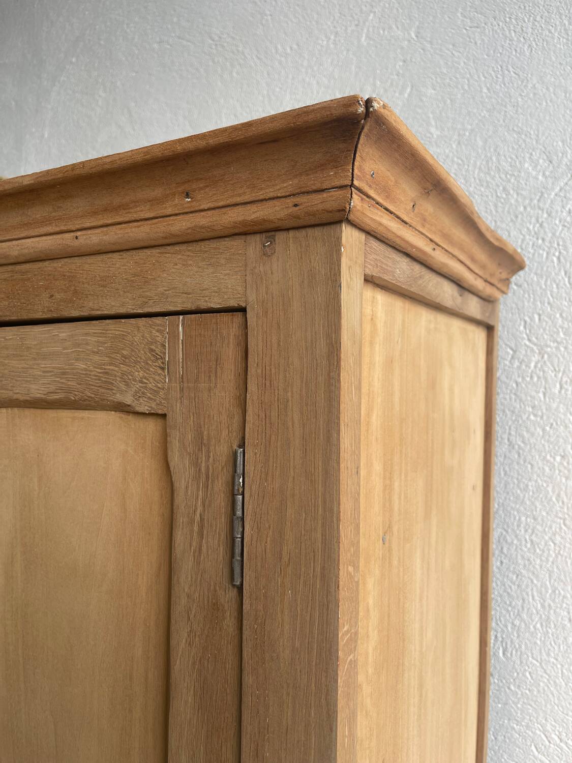 Wardrobe / bonnetière