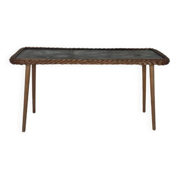 Wooden coffee table with wicker border
