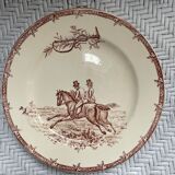 Flat plates iron earth hunting scene vieillard