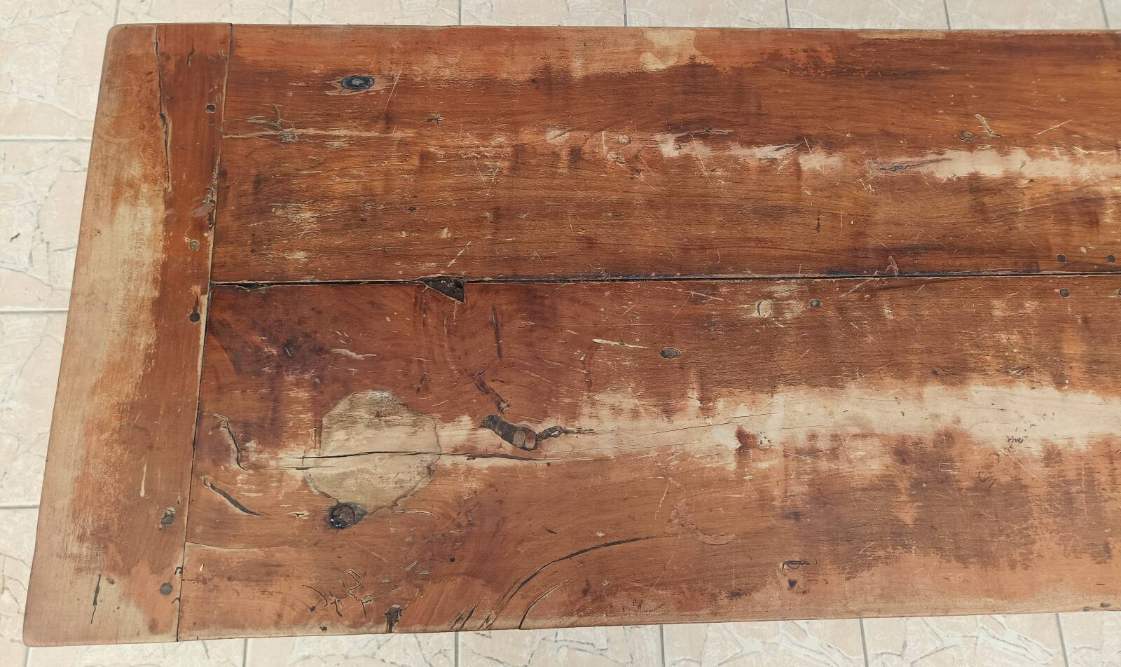Farm table in walnut