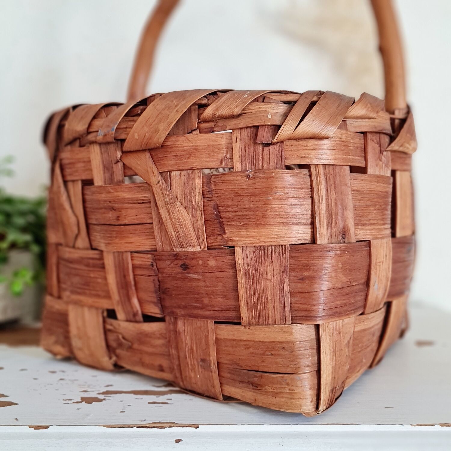 Vintage basket in natural fibers