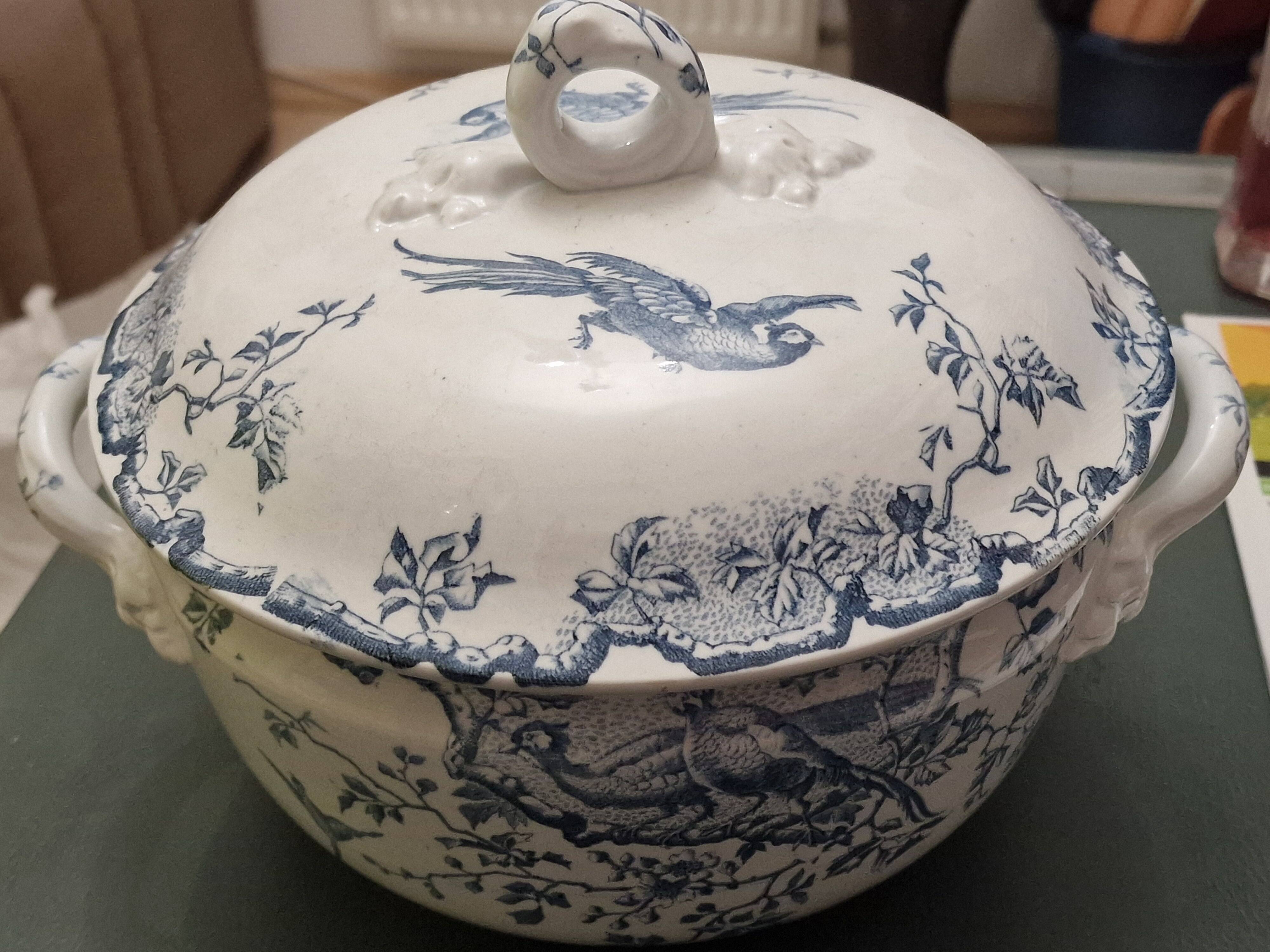 Soup tureen RAMBOUILLET LUNNEVILLE