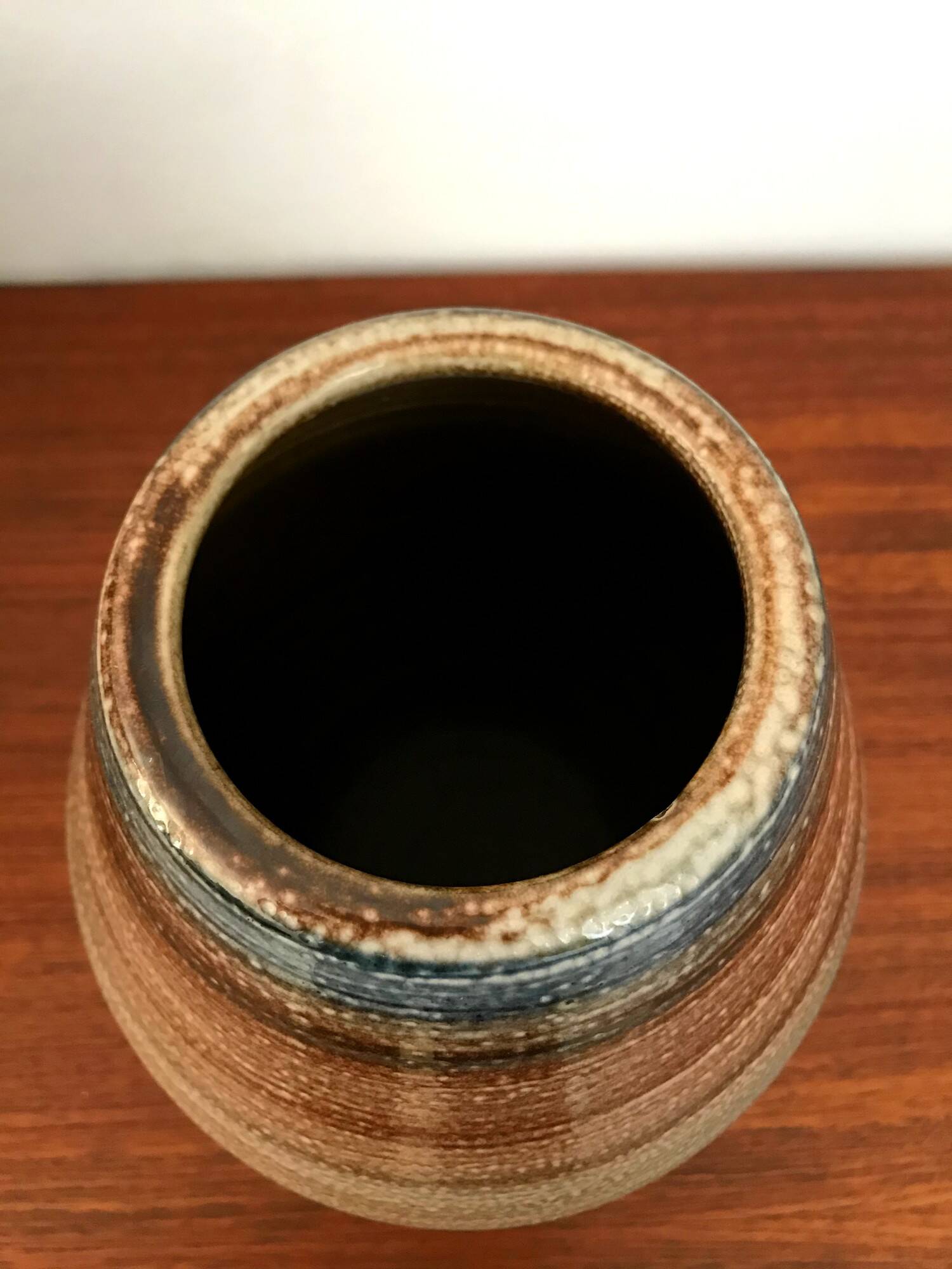 Vintage ceramic vase signed Pentik