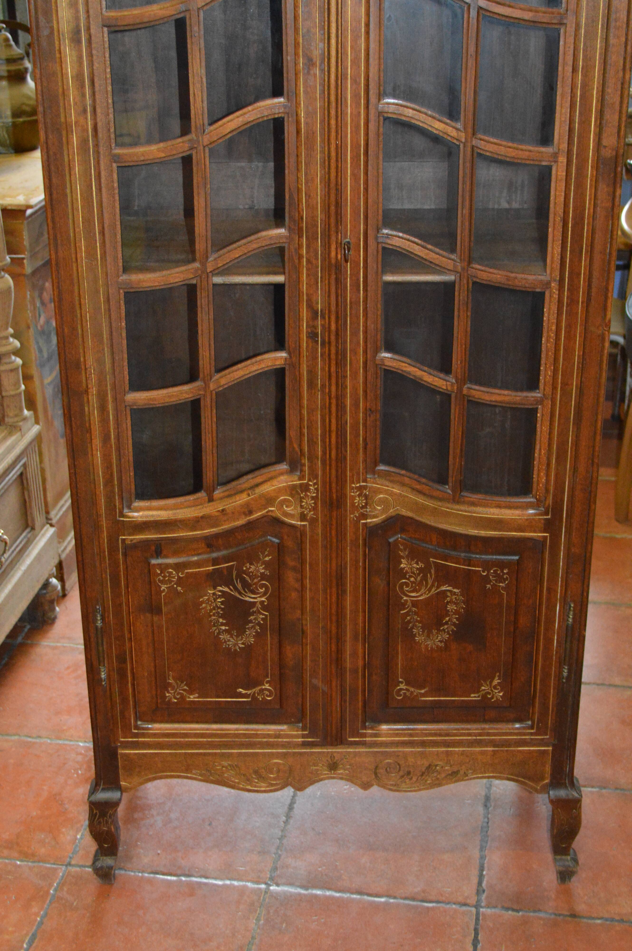 LOUIS XV style display case in beech / small library