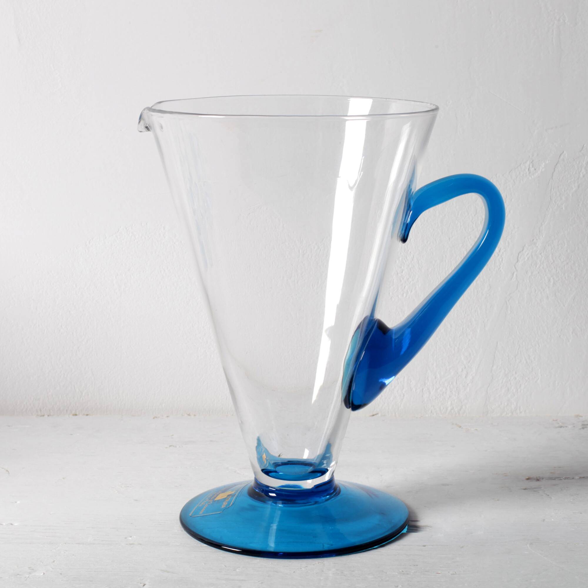 Carafe en cristal italien du milieu du siècle et ensemble de verres à tige bleue, Toscana 1970