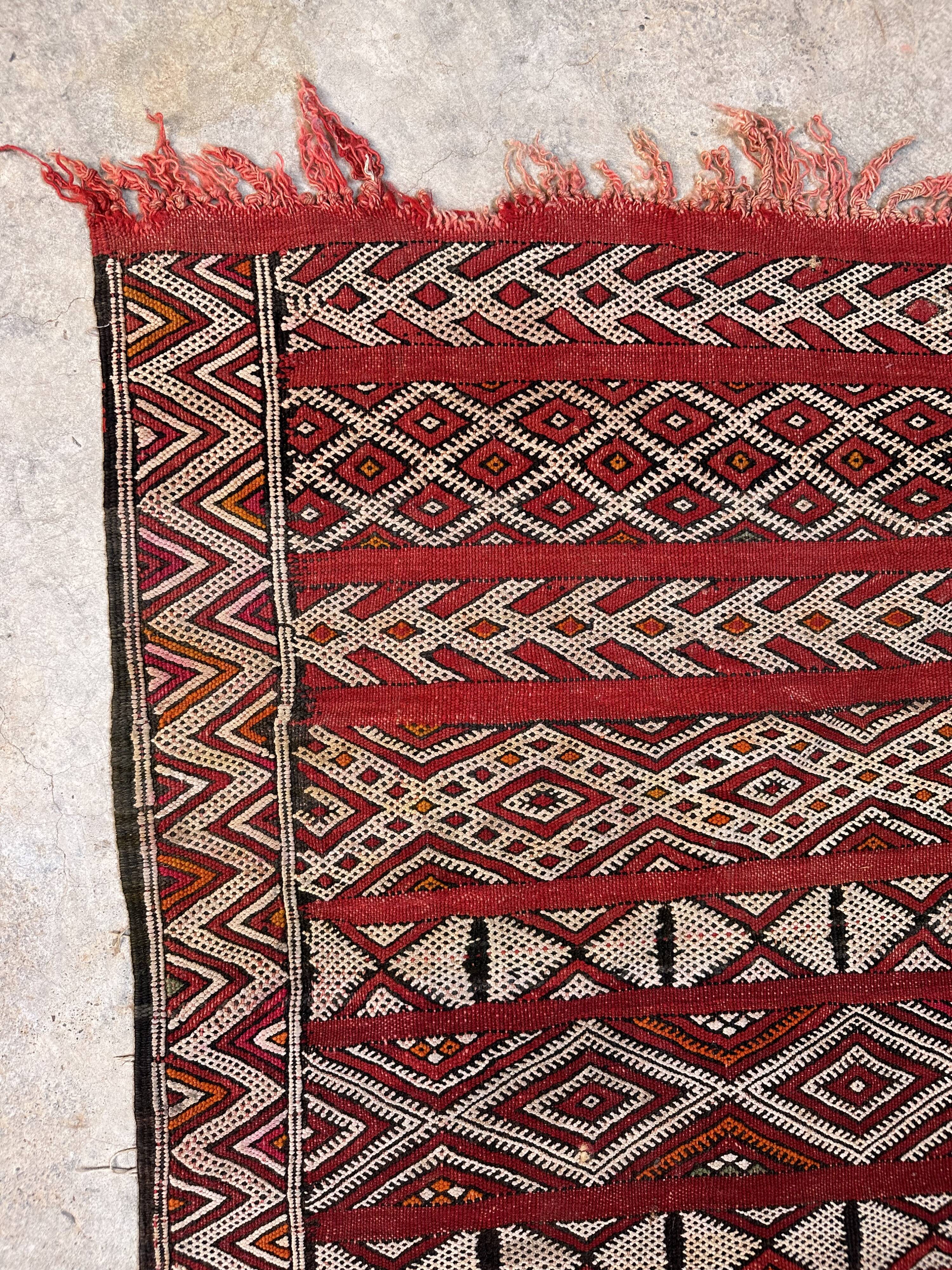 Moroccan Kilim Zemmour Rug - 290 x 157 cm