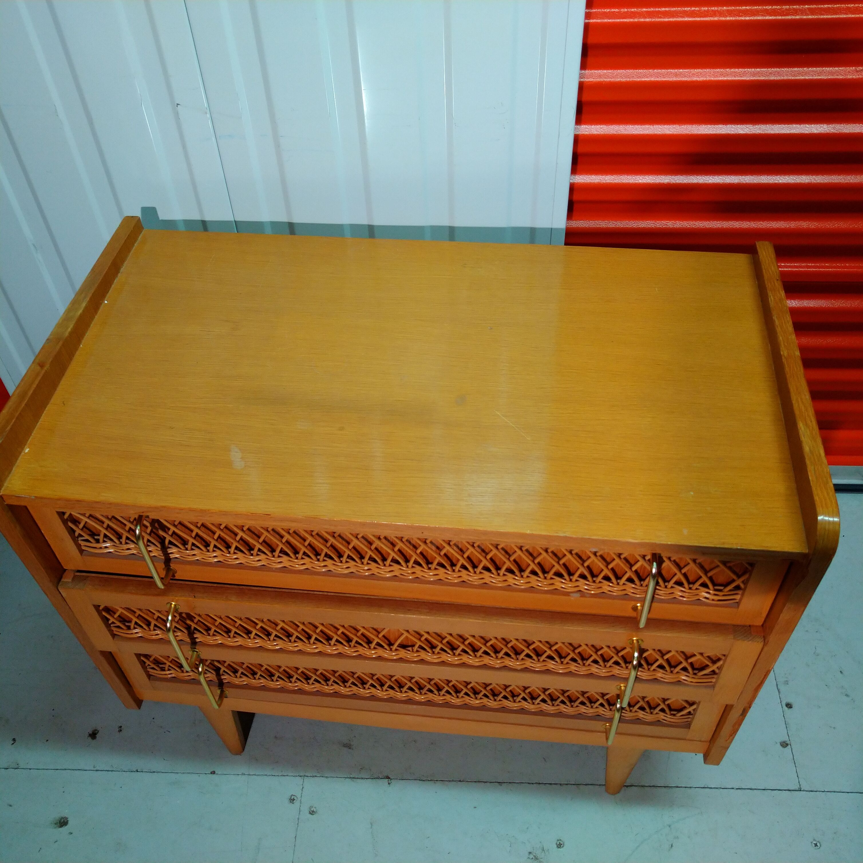 Dresser