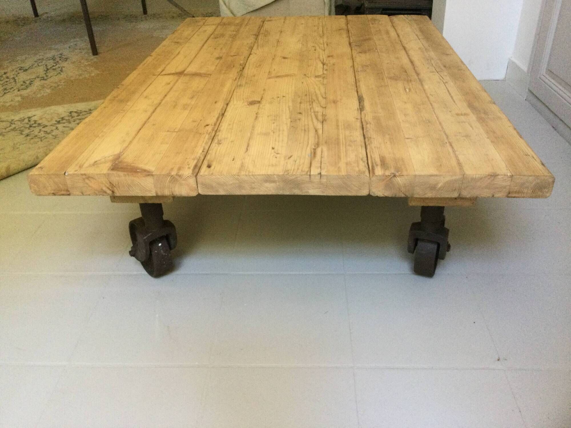 Coffee table on wheels