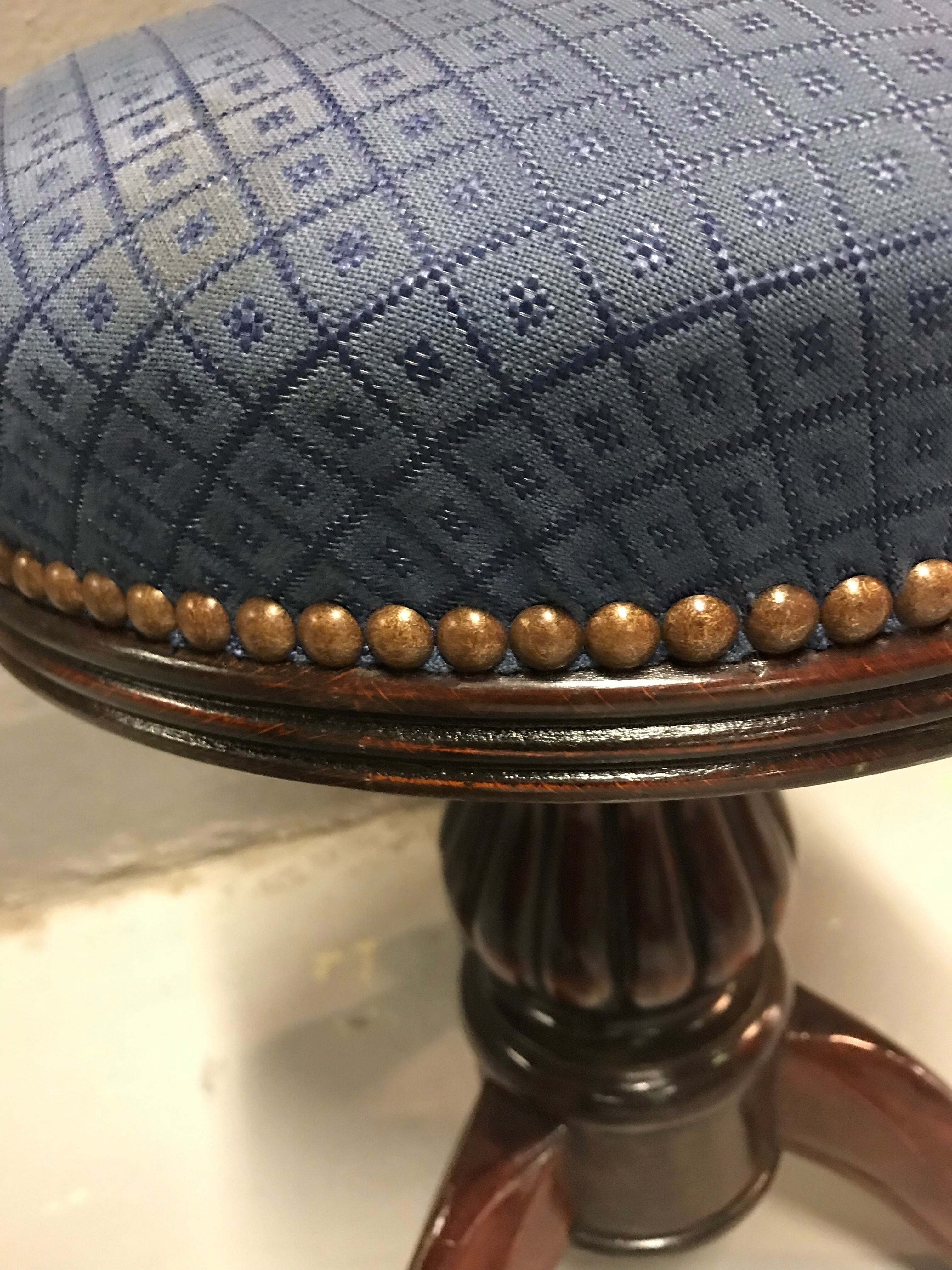 Napoleon III mahogany piano stool