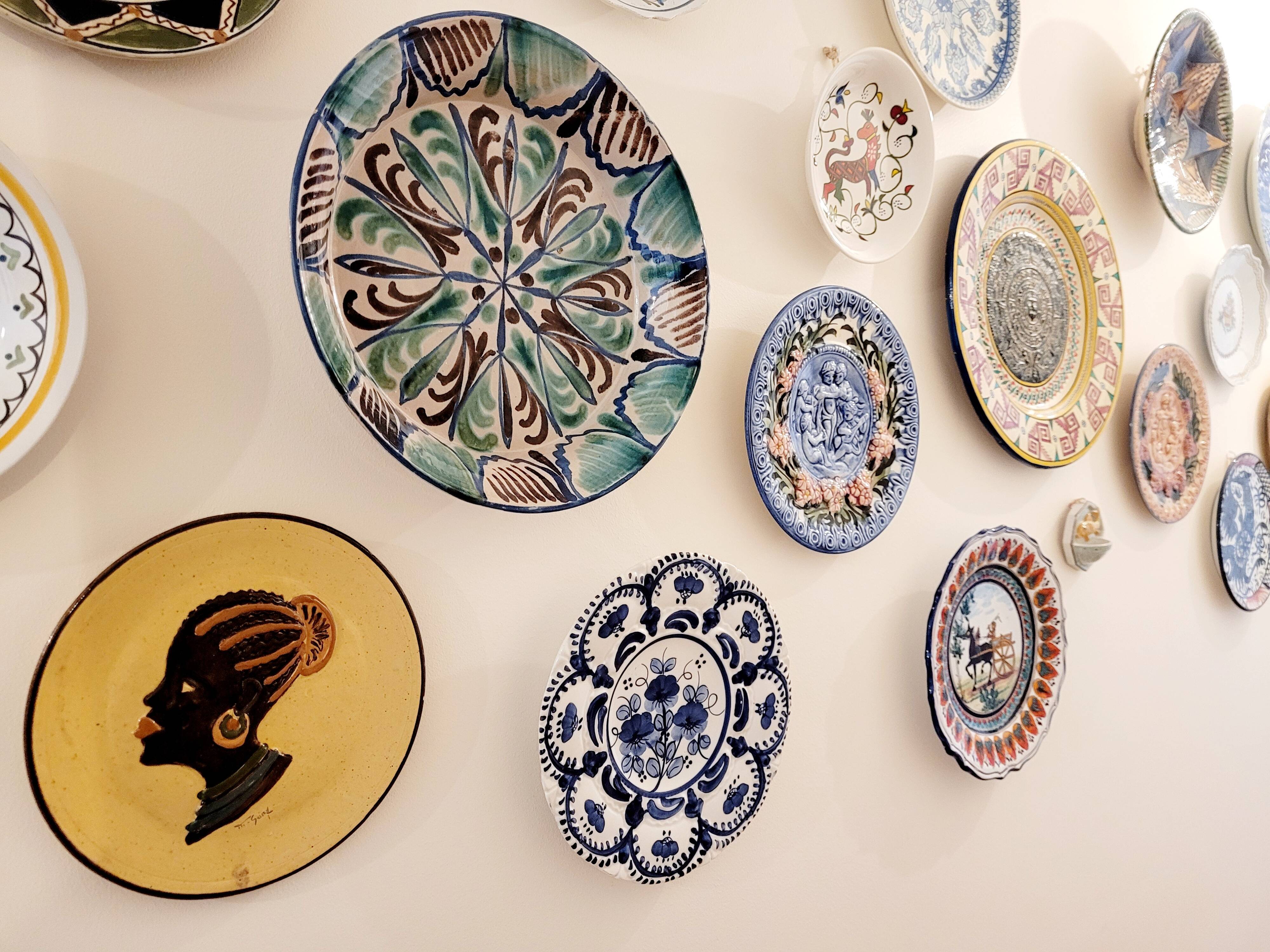 Ceramic wall plate signed HNOS Martinez Spain