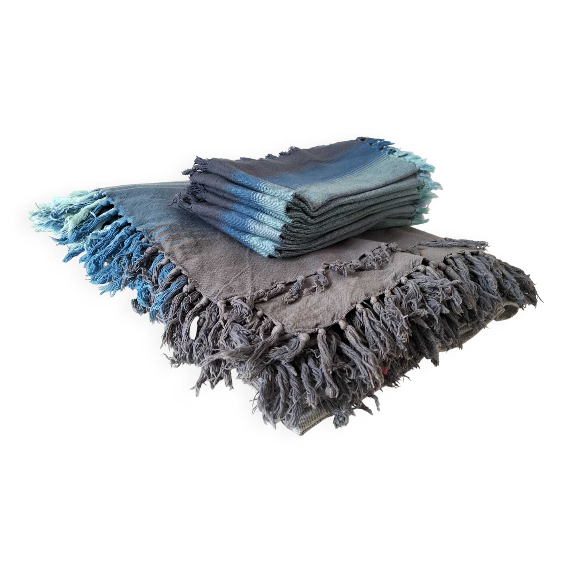 Tablecloth set + 7 cotton napkins in blue gradient with fringes