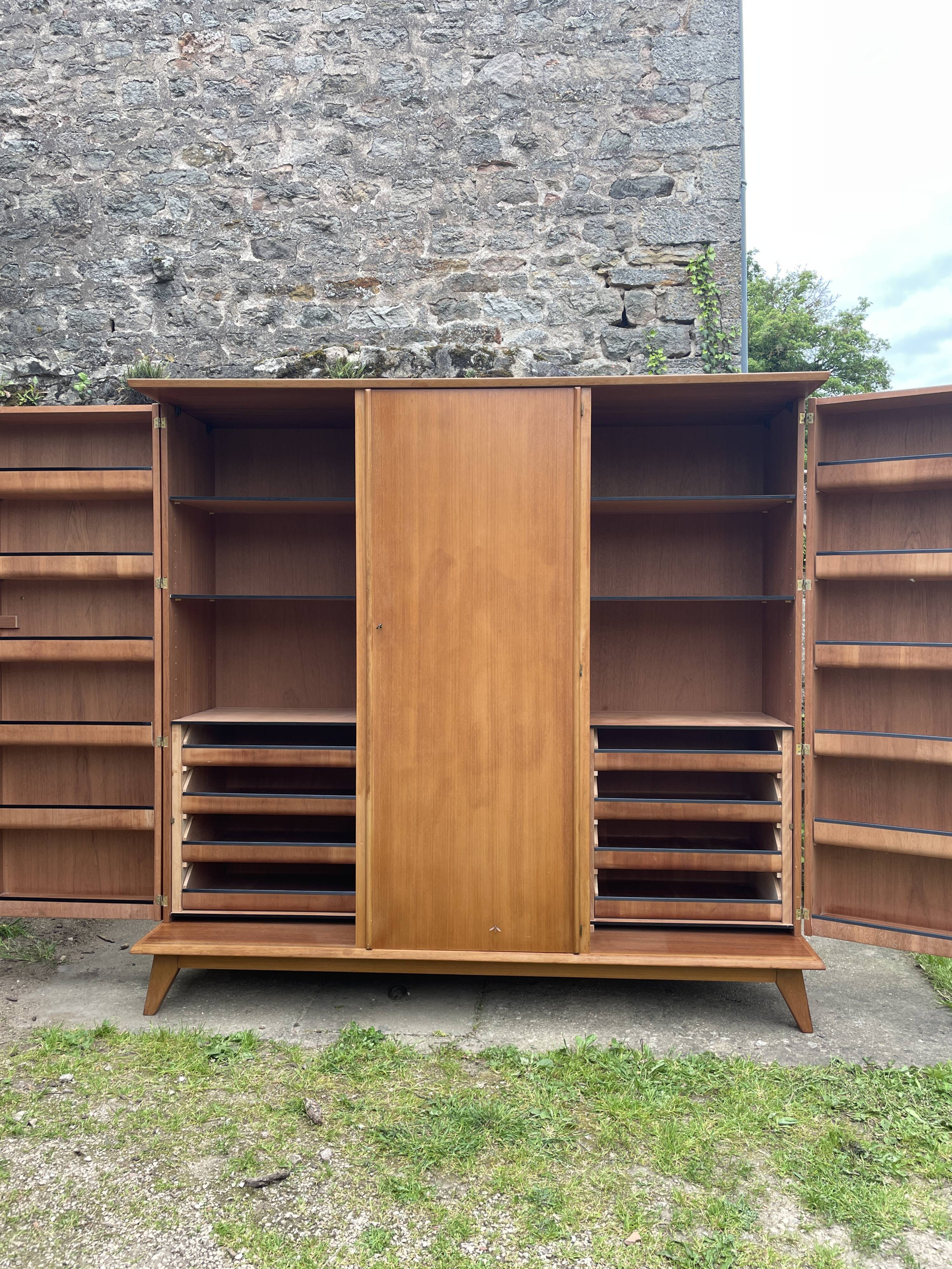 Wardrobe dressing room 1960