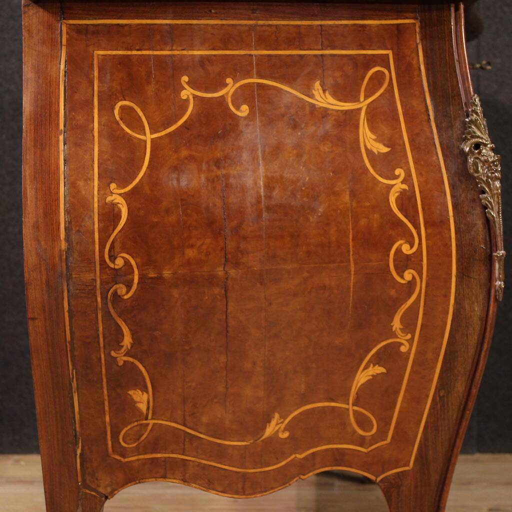 20th century Louis XV style chest of drawers